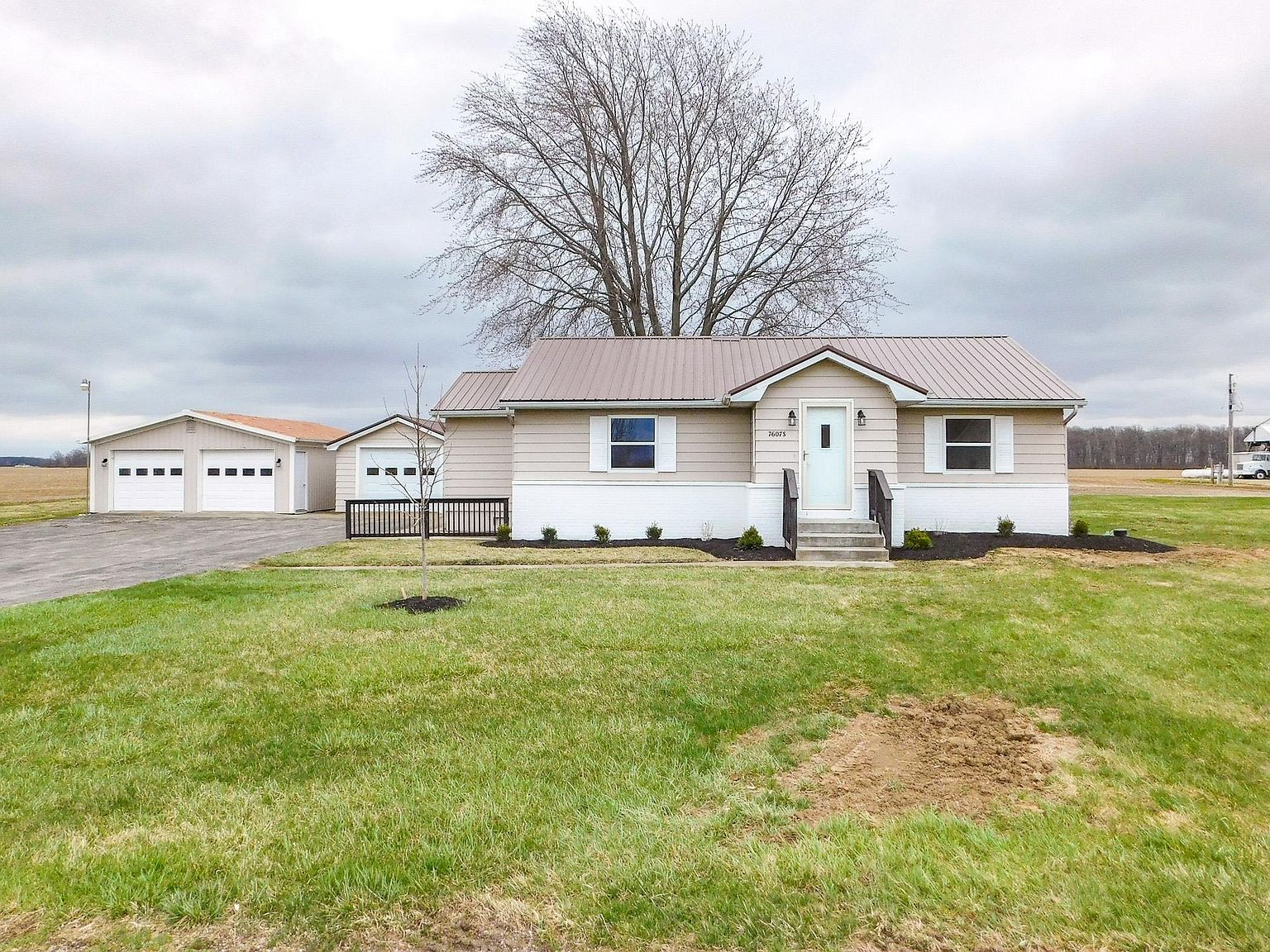 7607 S Meridian Rd, IN 46781 Zillow