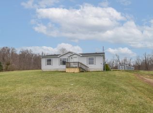 2496 S Jerome Rd, Pittsford, MI 49271