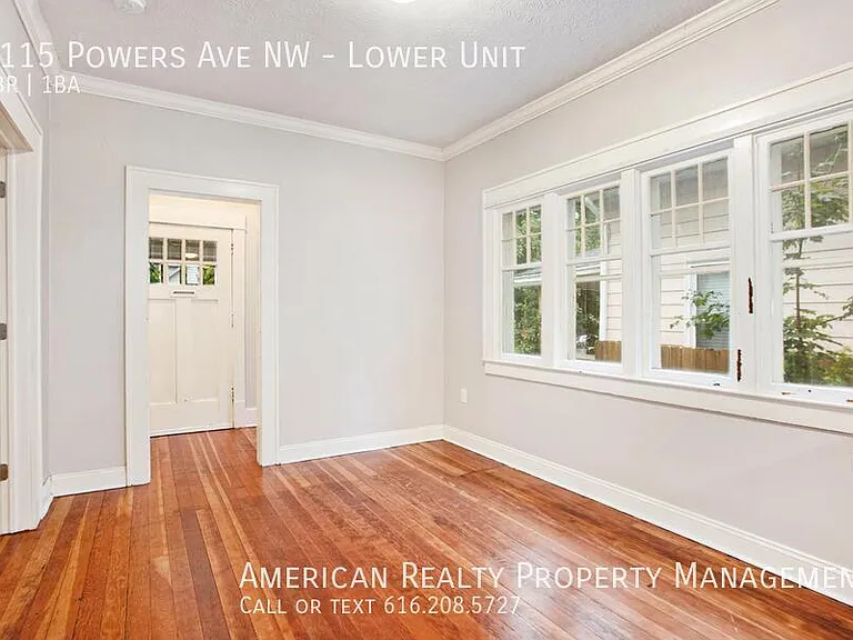 1115 Powers Ave NW #LOWER — Photo 4