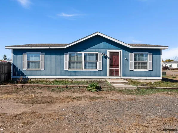 809 Sunridge Dr, Cheyenne, WY 82007