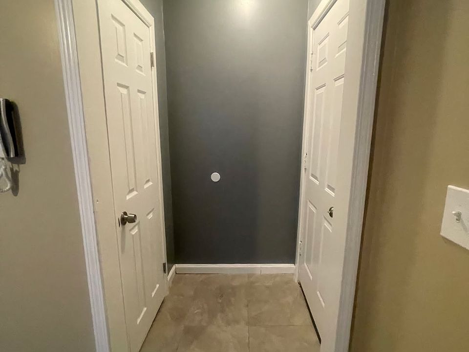 4531 Horatio St #2, photo 2
