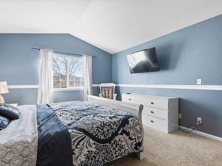 2771 Calkins Pl — Photo 32
