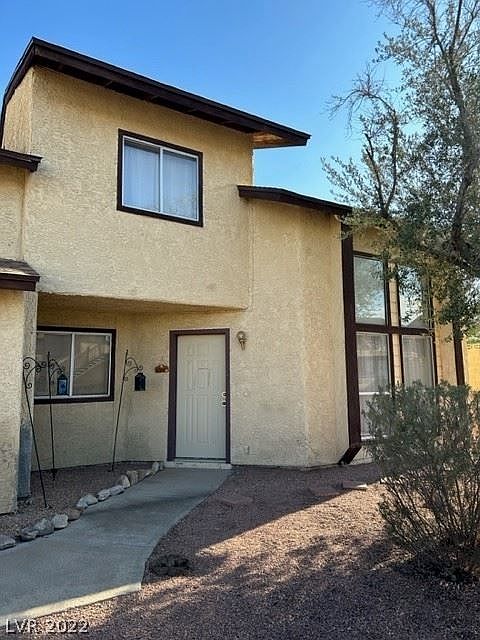 1st image of 518 Kristin Ln