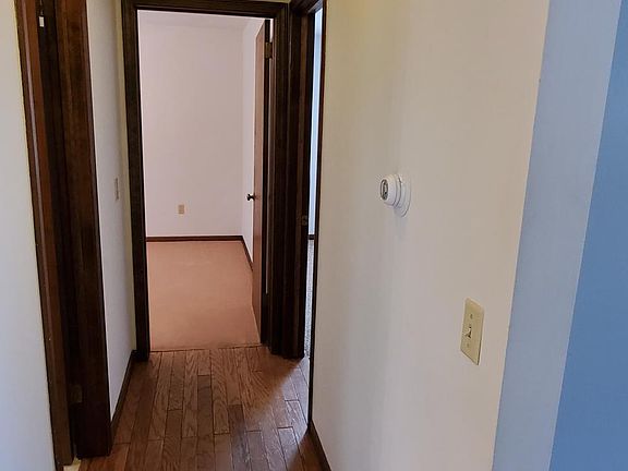 5th image of 2624 Chapel Dr W