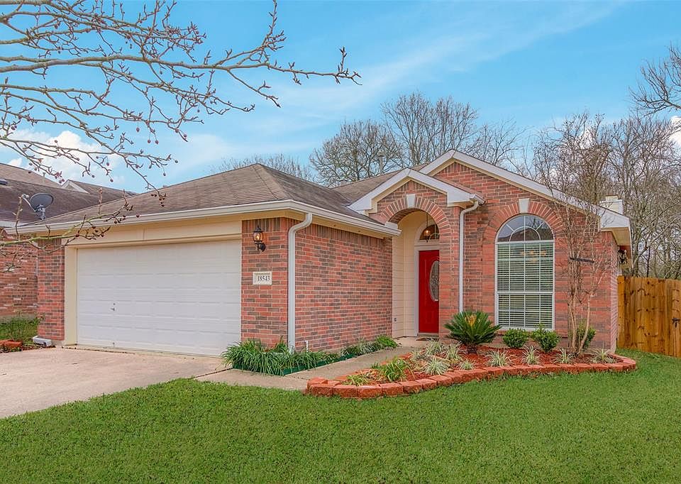 1st image of 18543 Sunrise Pines Dr