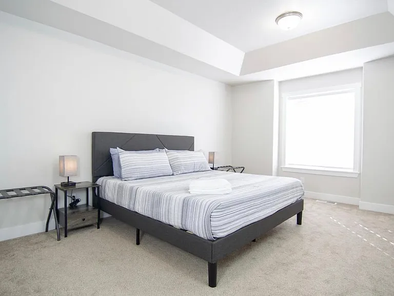 2043 N 350 E — Photo 3