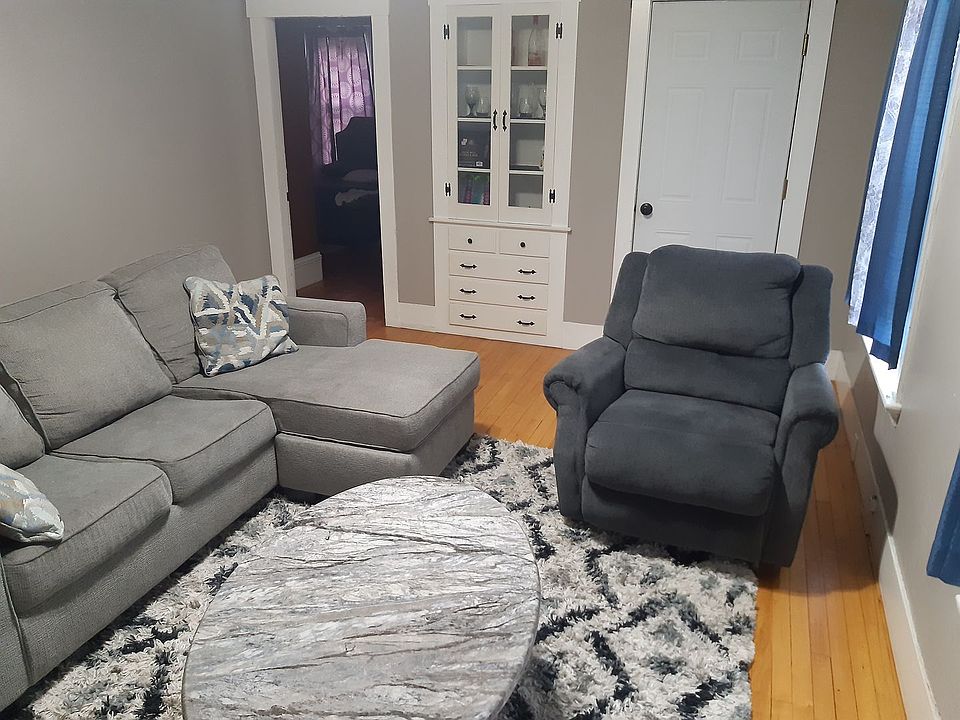 1st image of 17 Severance St #1