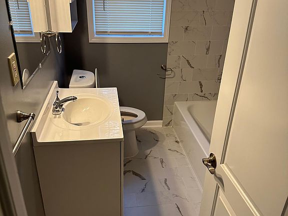 3rd image of 24590 Stanford Ave