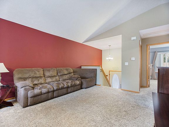 4th image of 969 Sagewood Ct