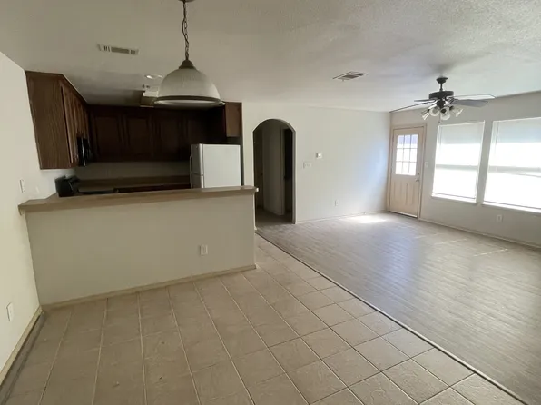 1216 Mulkey Ln, Denton, TX 76209