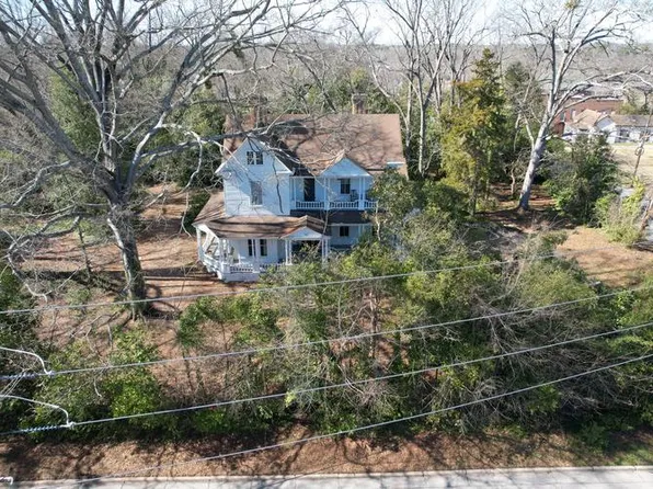 733 Boundary St, Newberry, SC 29108