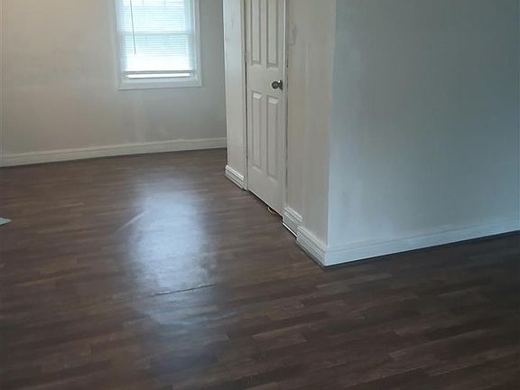 5th image of 205 N 15th St