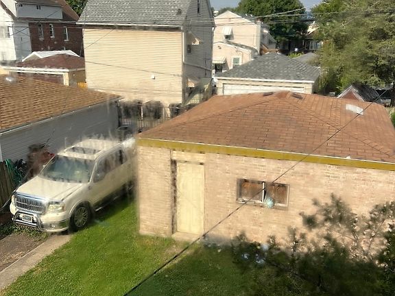 3rd image of 5224 S Homan Ave