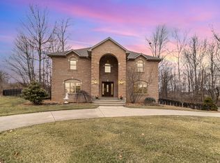5221 Bethany Ln, Burlington, KY 41005