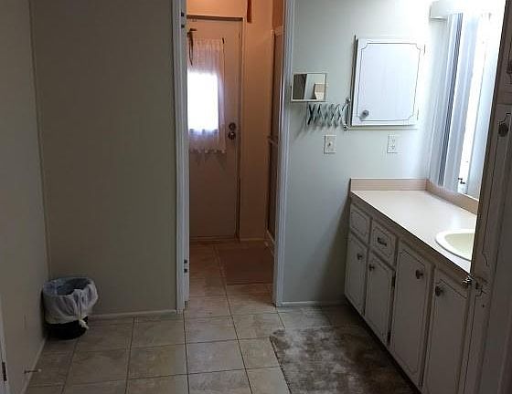 4th image of 17340 San Carlos Blvd