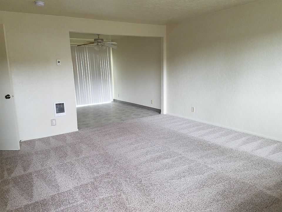 Dining to Living Room