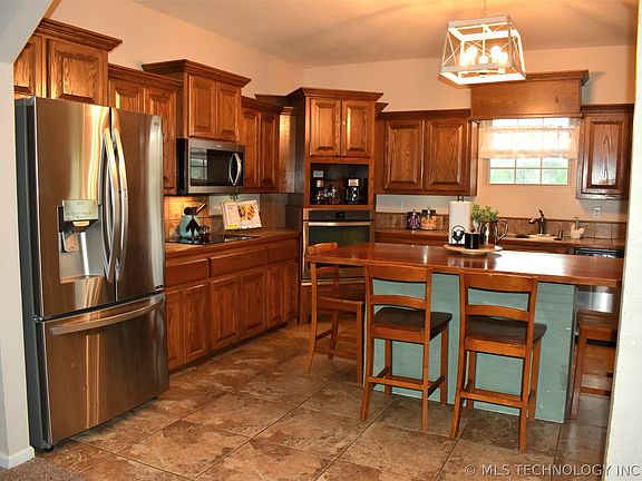 2nd image of 100712 S 4790th Rd