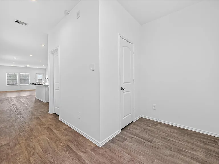 24206 Foxdale Bay Ct — Photo 9