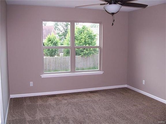 5th image of 640 Glen Eagle Dr