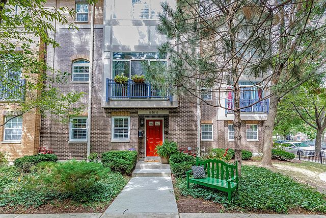 1st image of 1816 N Rockwell St Unit B