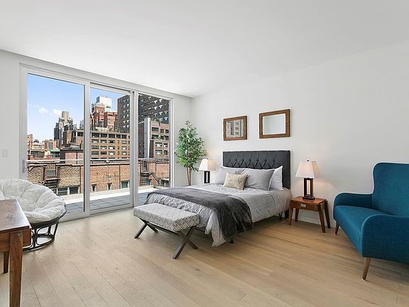 3rd image of 337 E 62nd St APT 7B