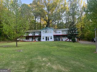 2316 Emerald Dr, Jonesboro, GA