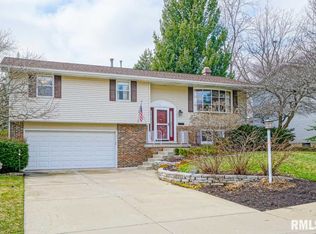 7311 N Piccadilly Pl, Peoria, IL