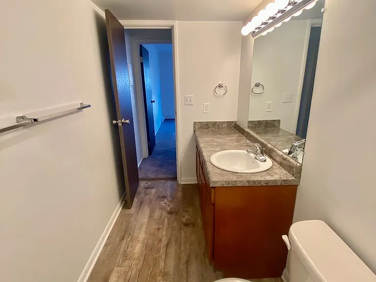 504 Saint Johns St — Photo 34