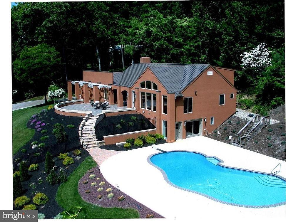 2095 Youngs Rd, Hanover, PA 17331 Zillow