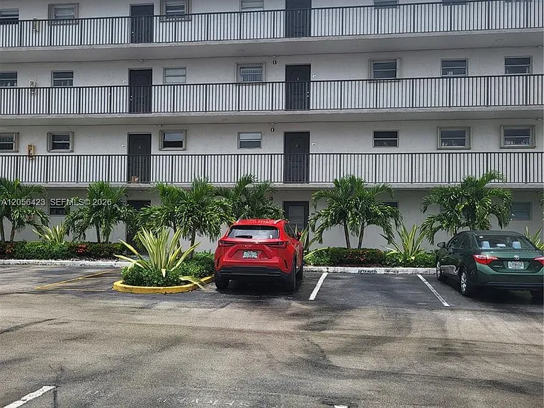14140 SW 84th St #110-H — Photo 1