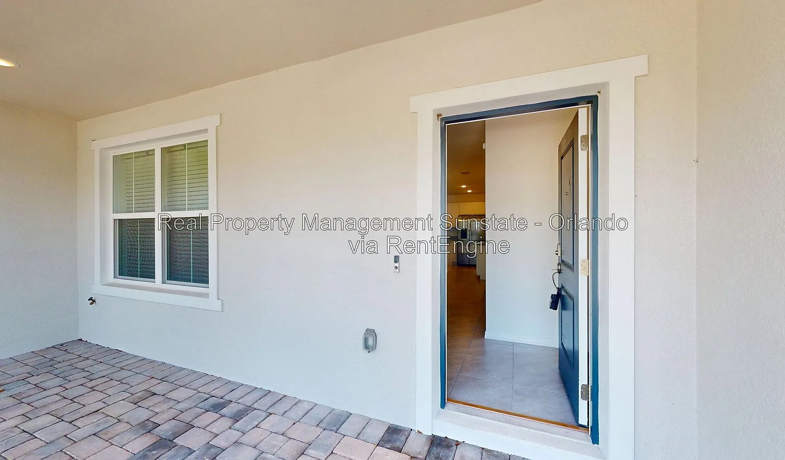 2 bed, 2.5 bath, 1200 sqft, $1,950 — Photo 3