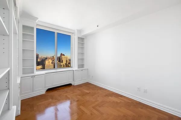 Rented by Douglas Elliman | media 10