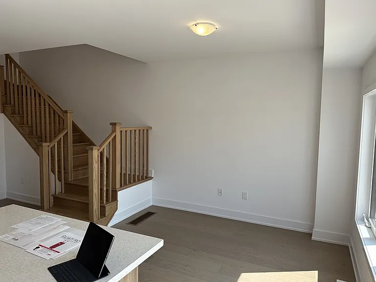 49 Gateway Dr — Photo 7