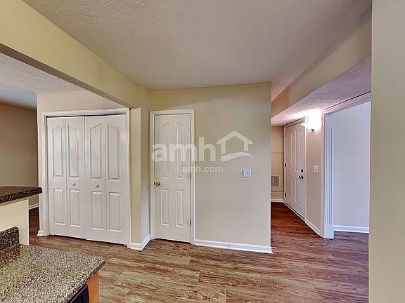 4th image of 5072 Morgan Taylor Dr