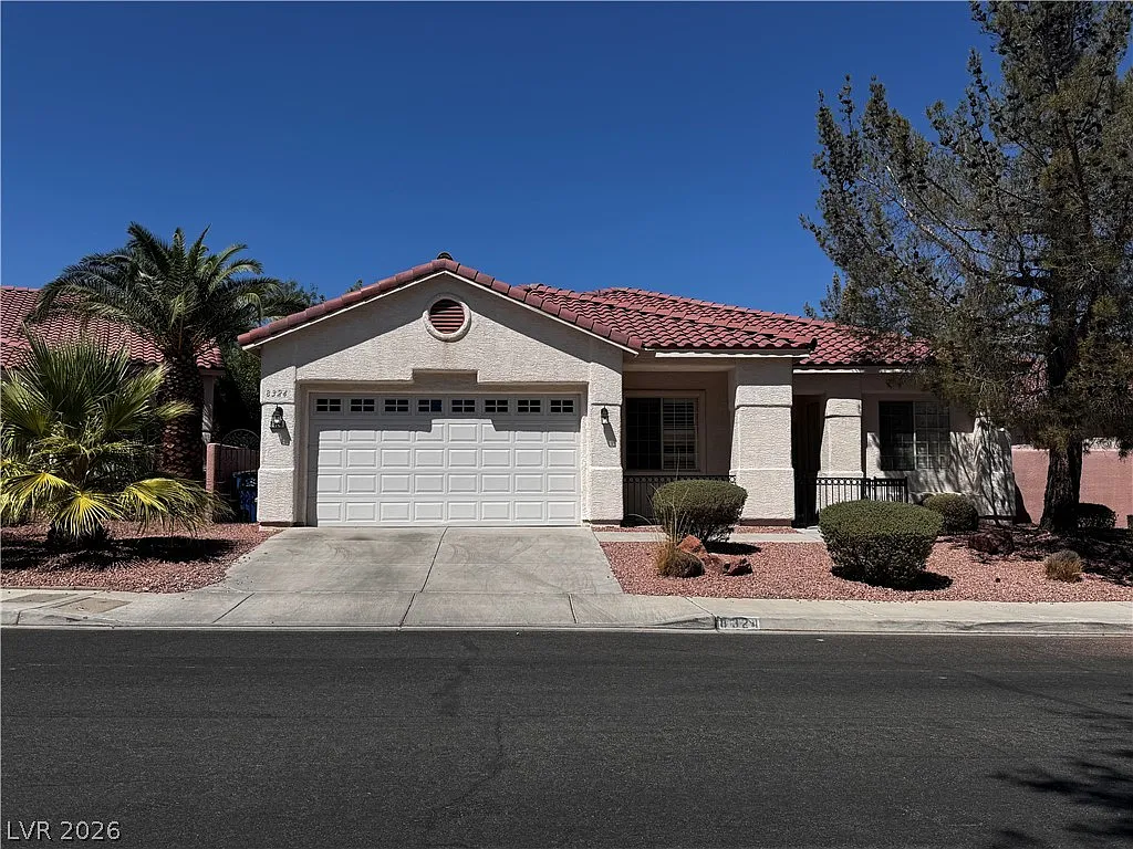 4 bed, 2.0 bath, 2153 sqft, $2,695 — Photo 1