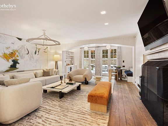 2nd image of 763 Greenwich St #1