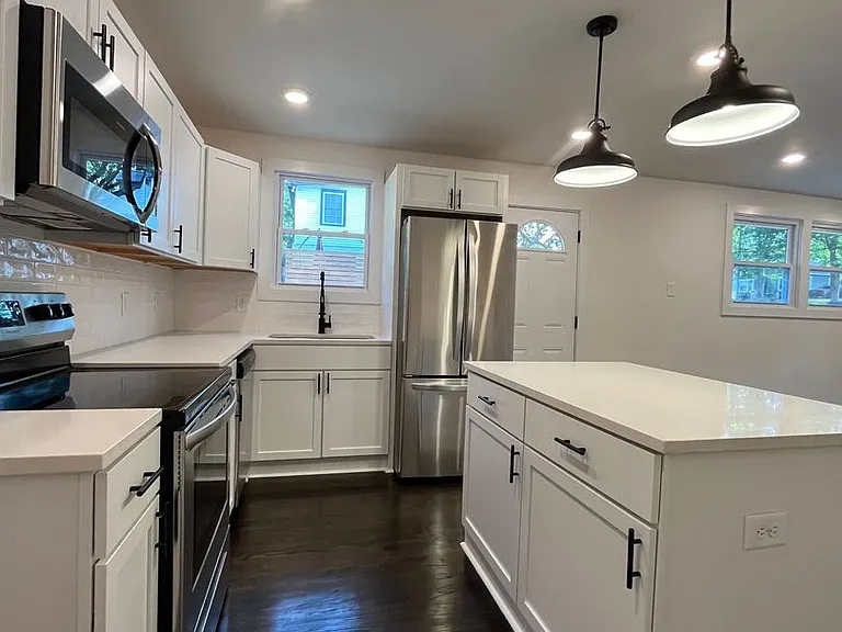 1402 Montgomery Ave #B — Photo 11