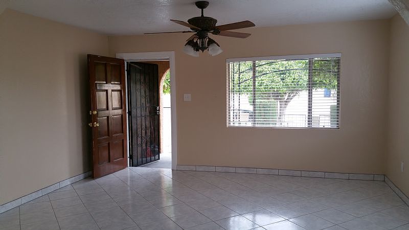 1st image of 4644 Catalpa St