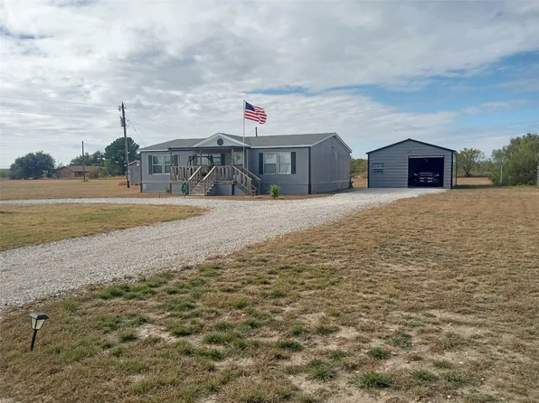 1001 Elizabeth Rd, Coleman, TX 76834