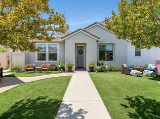 2051 Julie Dawn Pl, Escondido, CA 92026