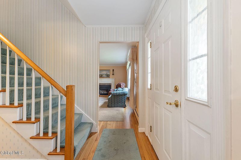 4th image of 18 Sherwood Drive