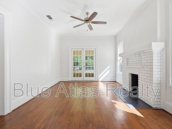 5th image of 4914 Victor St APT 3