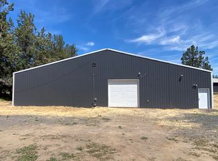 3900 SW 58th St, Redmond, OR 97756