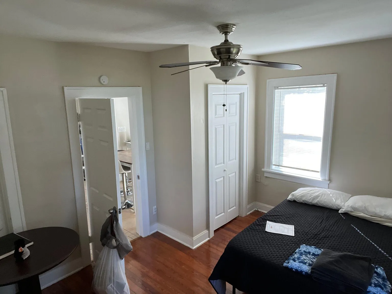 932 Oakhill St — Photo 4