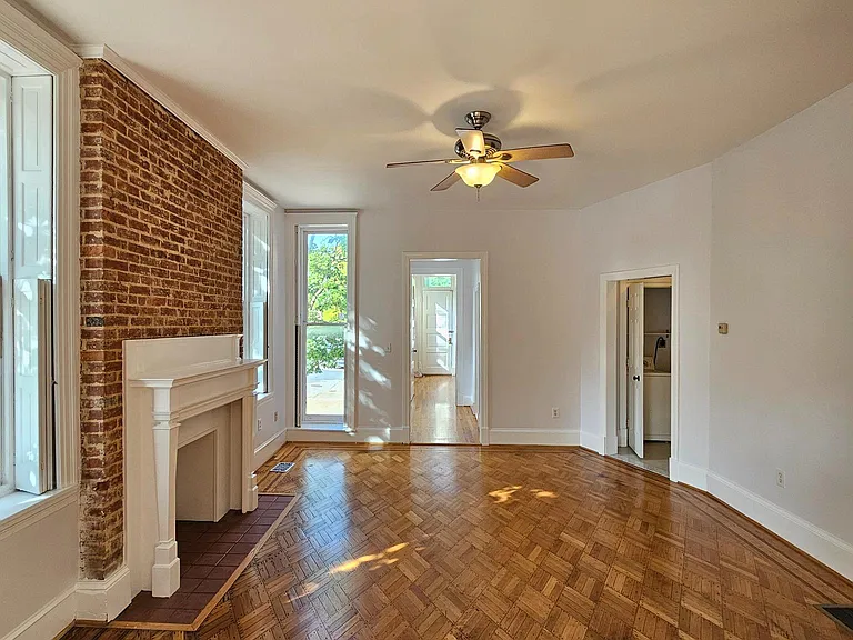 1829 Eutaw Pl #B — Photo 2