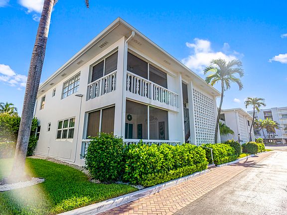 3rd image of 4201 S Ocean Blvd APT H8