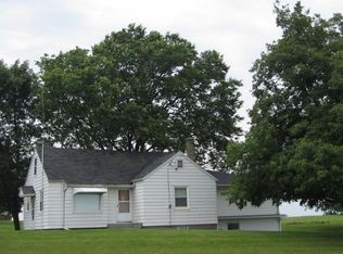 19379 Lincoln Rd, Morrison, IL 61270