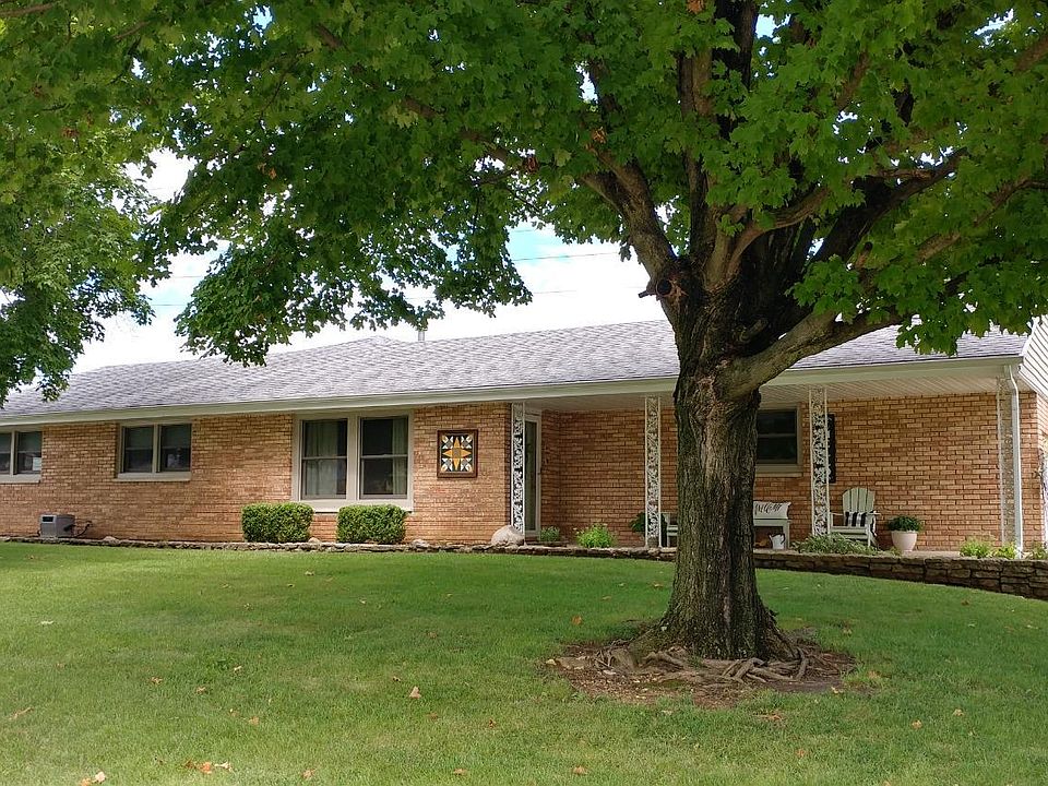 1st image of 426 E Aberdeen Dr