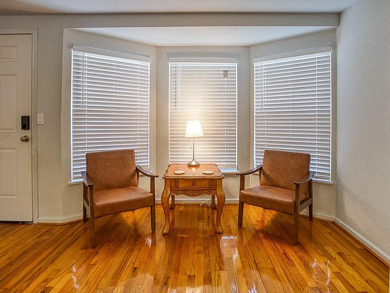 805 Ester Dr — Photo 10