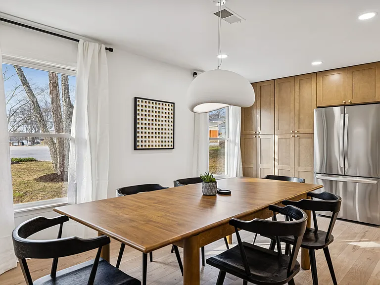 108 Ridgemont Pl — Photo 5